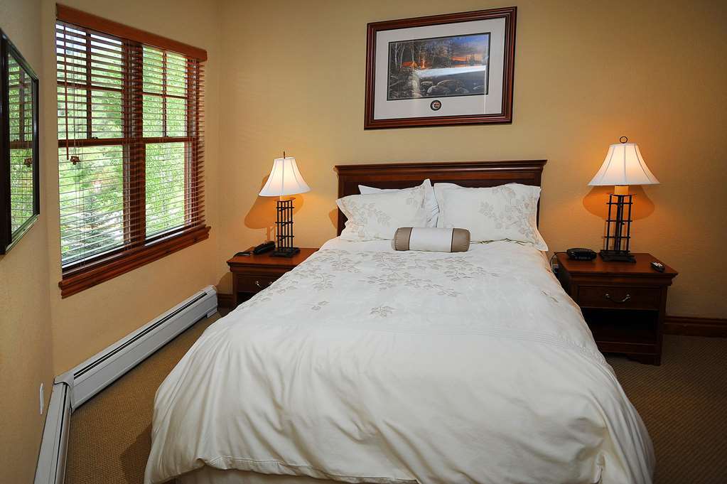 Lodge At Brookside Avon Village Rum bild