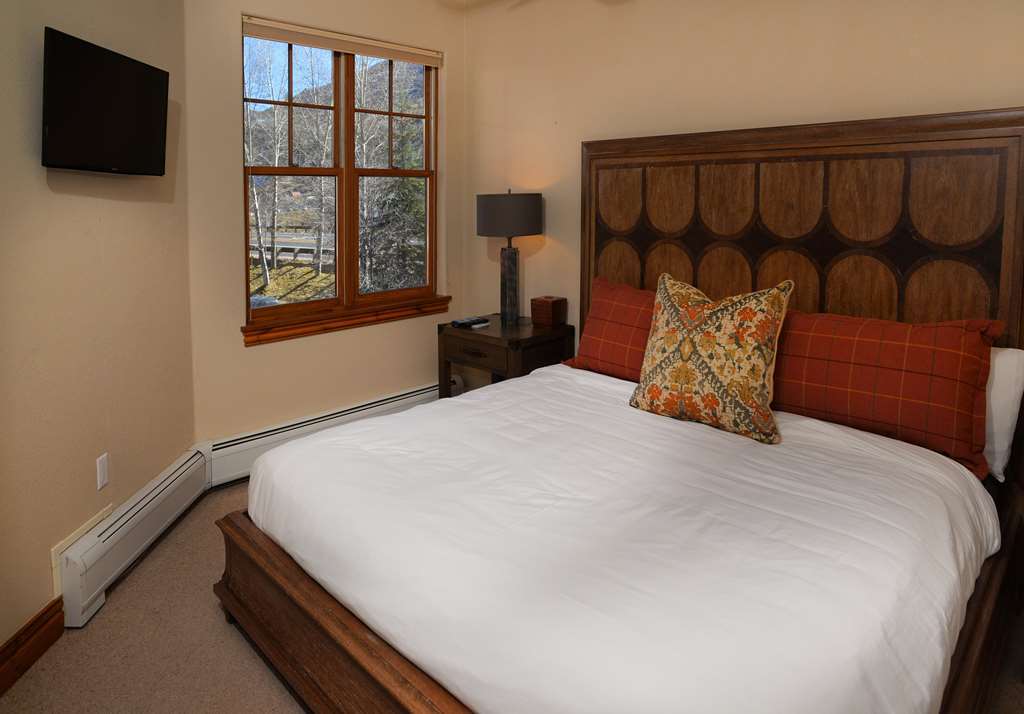 Lodge At Brookside Avon Village Rum bild